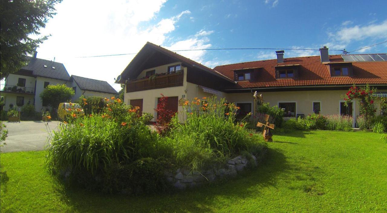 Ferienwohnung Brandstaetter Уиндишгарстен Екстериор снимка